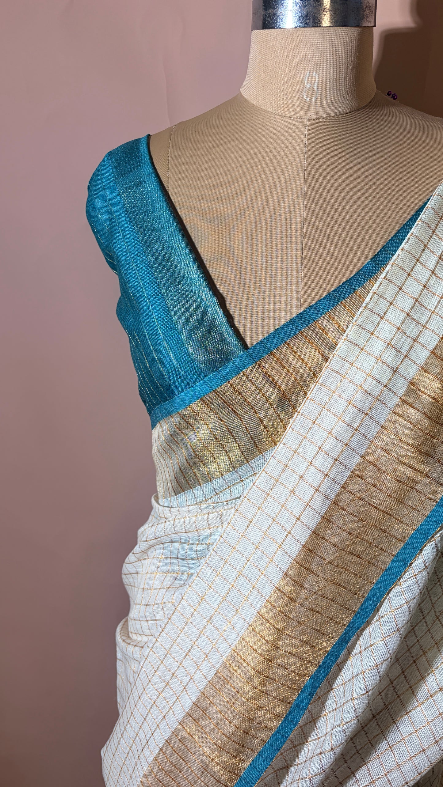 Linen Golden Check saree (KL 010)