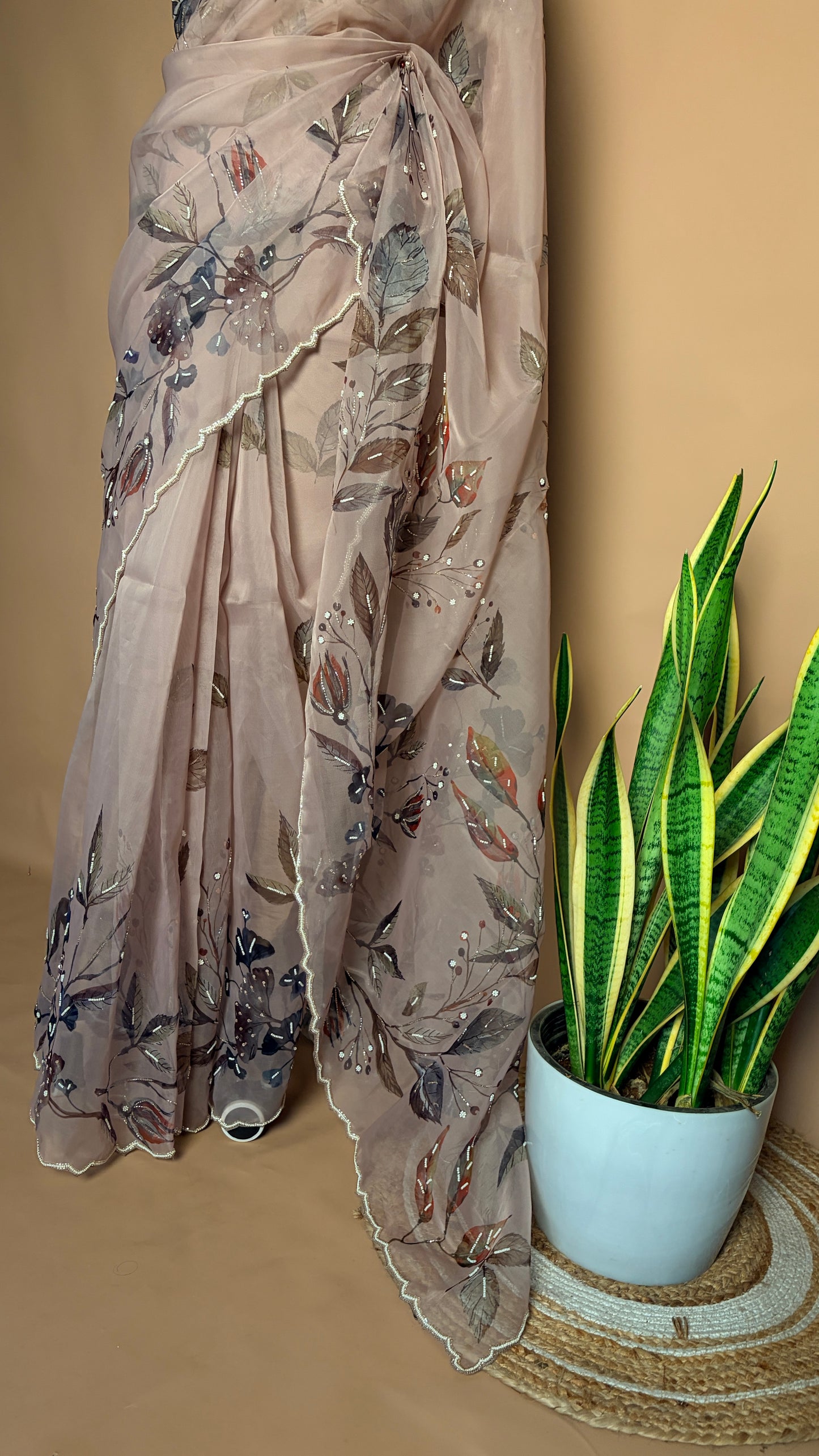 Mauve organza saree handworked (KL0022)